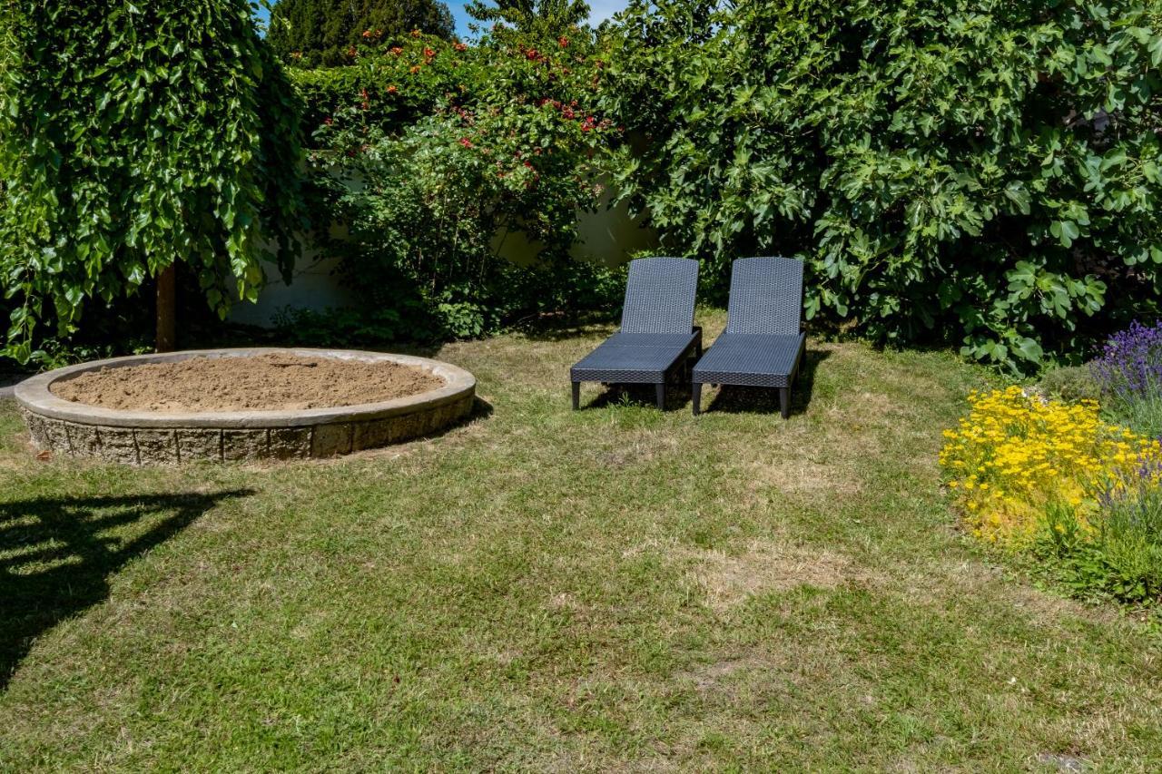 Apartmany Gulliver Микулов Экстерьер фото